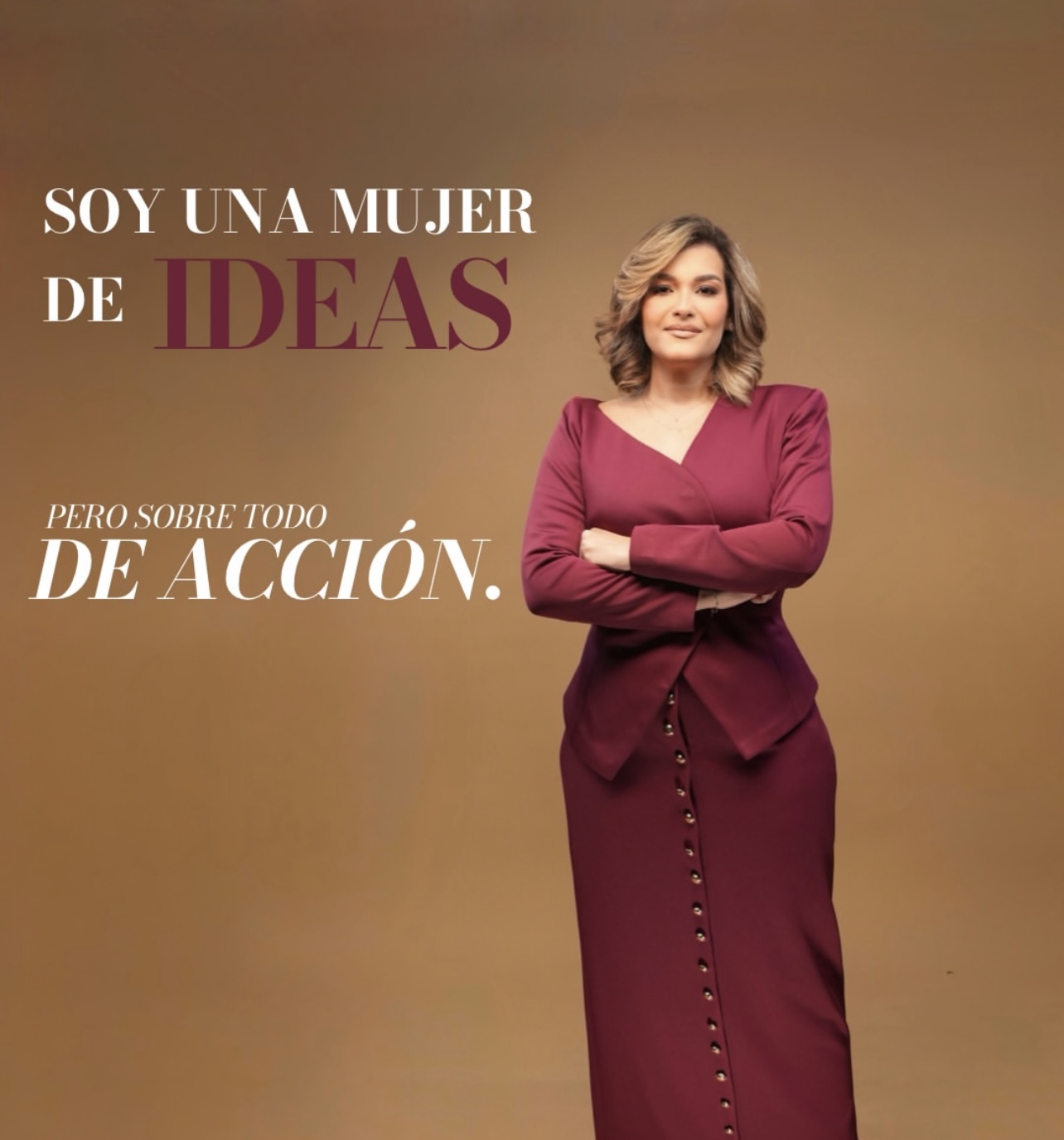 Fotografía de marca personal con el mensaje Soy una mujer de ideas y acción